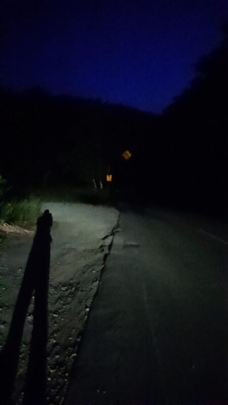 ド田舎の真っ暗な夜